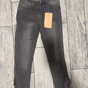 Women's Gray Jeans - size 3 - NWT